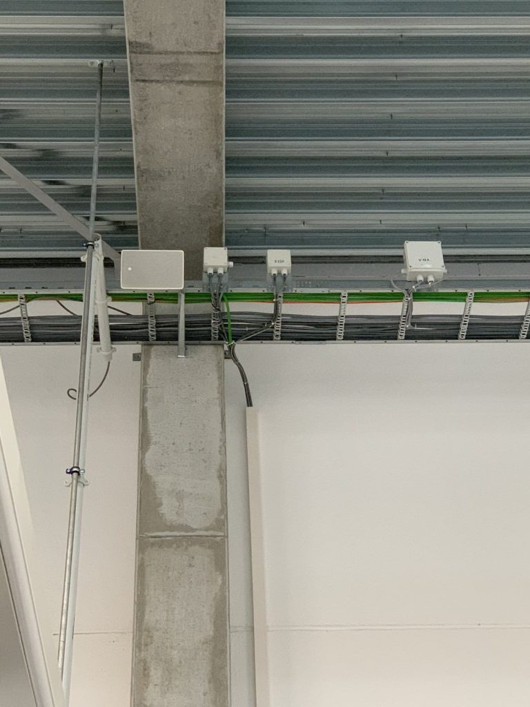 Elektros įrengimo darbai prekybos centrui, Lietuva